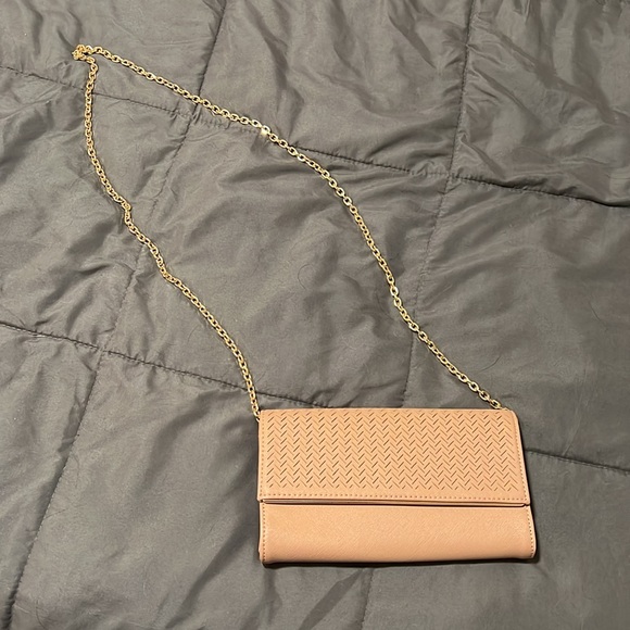 Elegant Pink and Gold Chain Strap Women's Bag - Picture 2 of 6